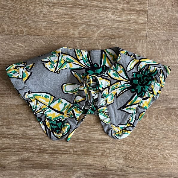 Margot Ruffle Detachable Collar - Green Abstract Linen Print