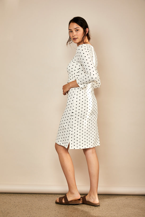 Nursing dress - White/Black Spots