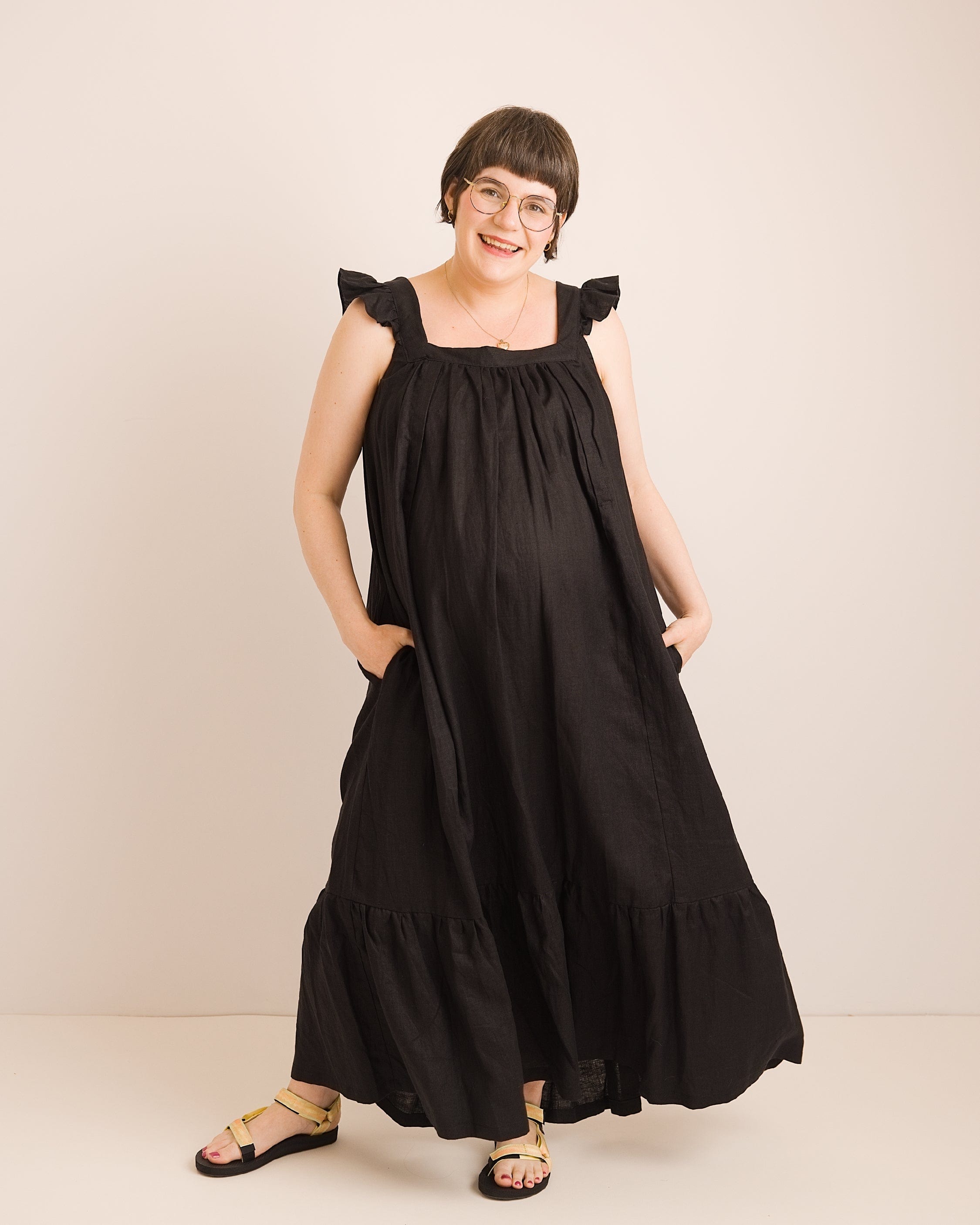 Airi Maxi Dress - Black Linen